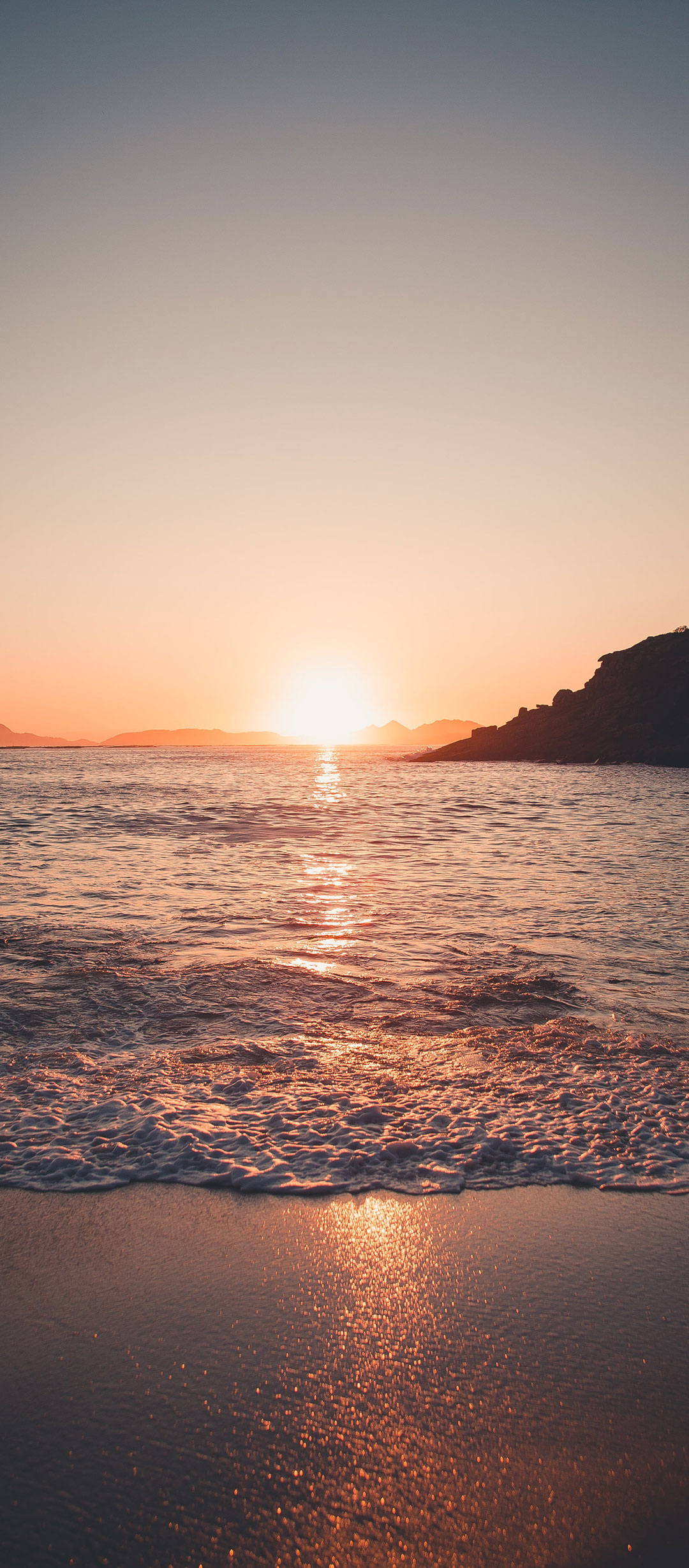 与地平线齐平的阳光