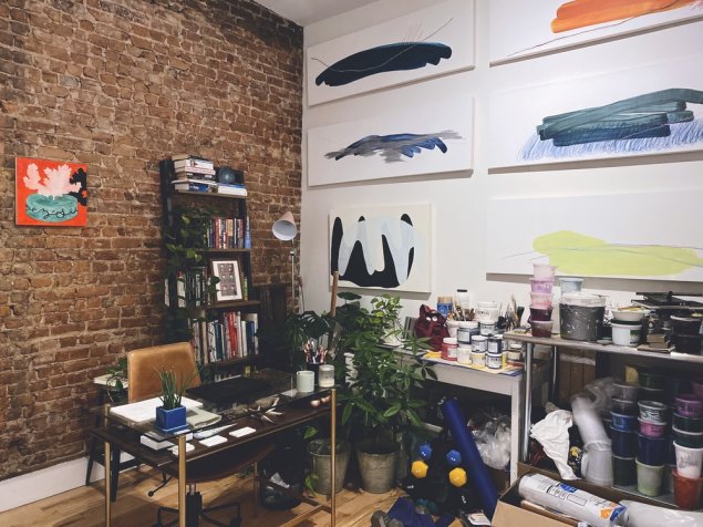 与梅尔里斯一起参观工作室